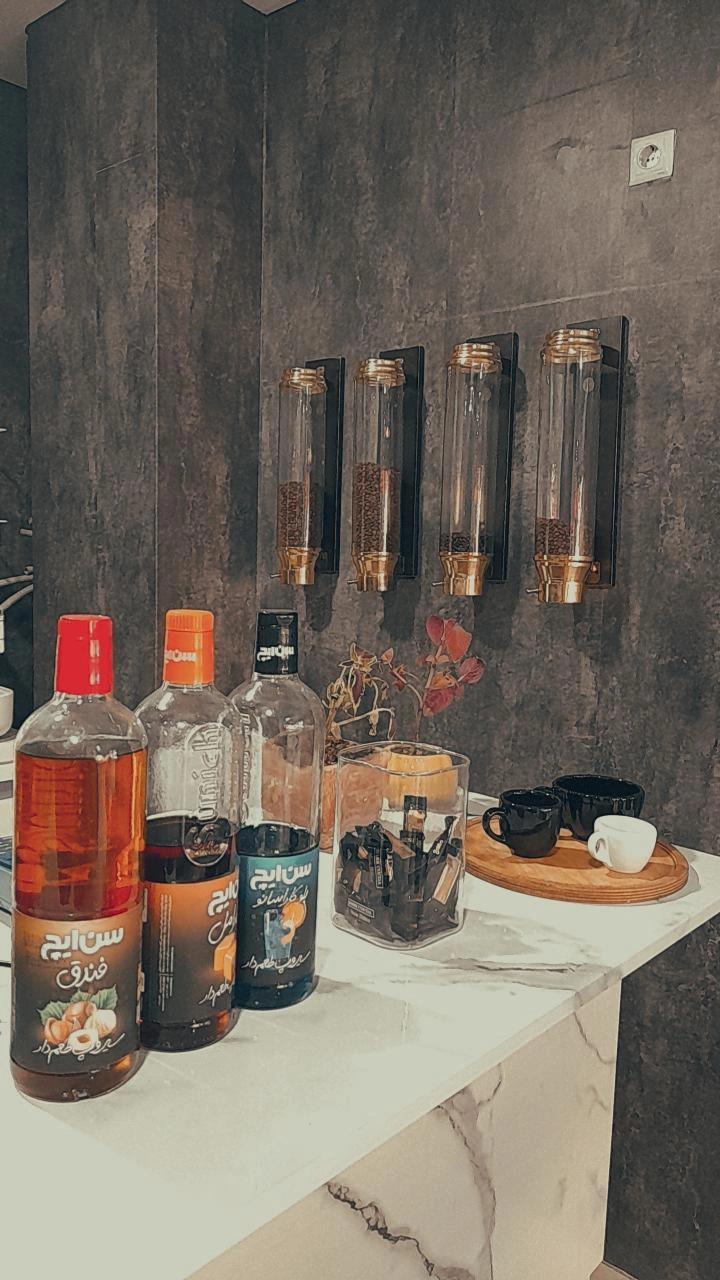 عکس کافه مون