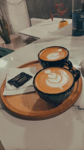 عکس کافه مون