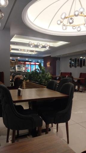 عکس کافه رستوران ژیوان