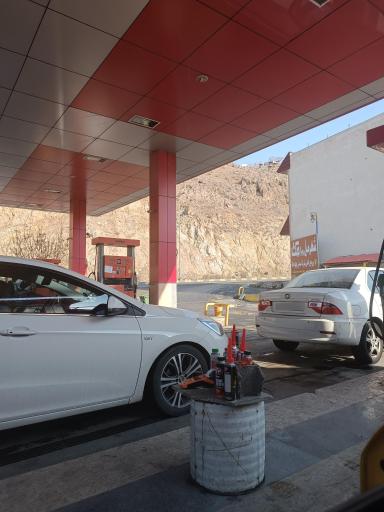 عکس جایگاه سوخت ولایت (حاجیانی)