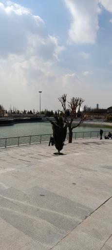 عکس دریاچه هنر