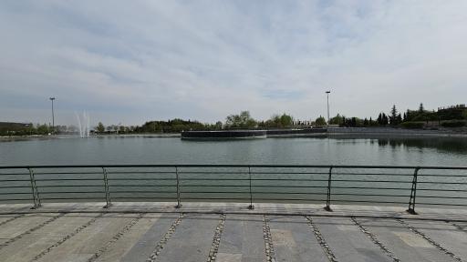 عکس دریاچه هنر