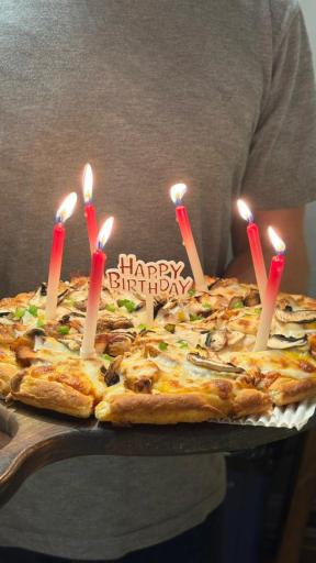 عکس پیتزا بنتیش