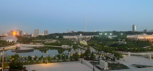 عکس دریاچه هنر