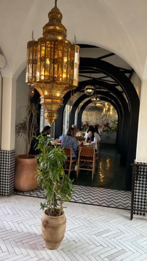 عکس رستوران طنجه