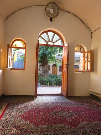 عکس مدرسه علمیه سفیران هدایت کاظمیه