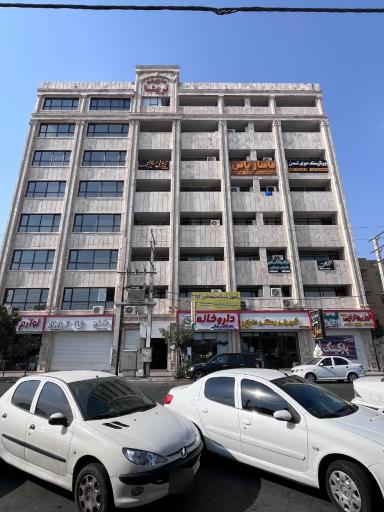 عکس ساختمان پزشکان تریتا