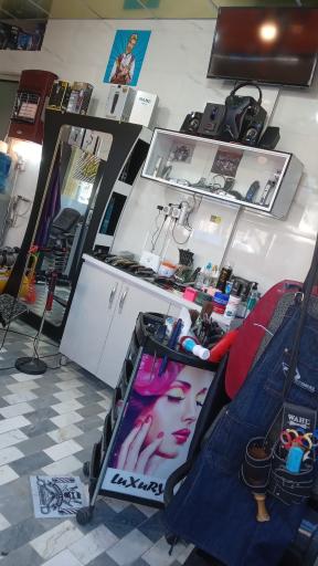 عکس سالن پیرایش مردانه تخصصی آرسین