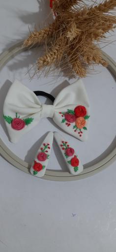 عکس گلدوزی تک شاخ