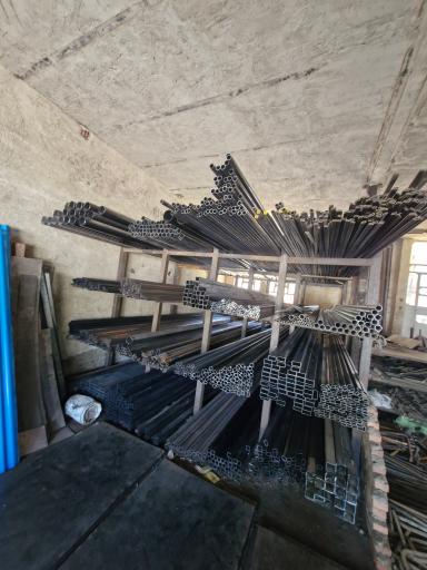 عکس آهن آلات نژاد علی