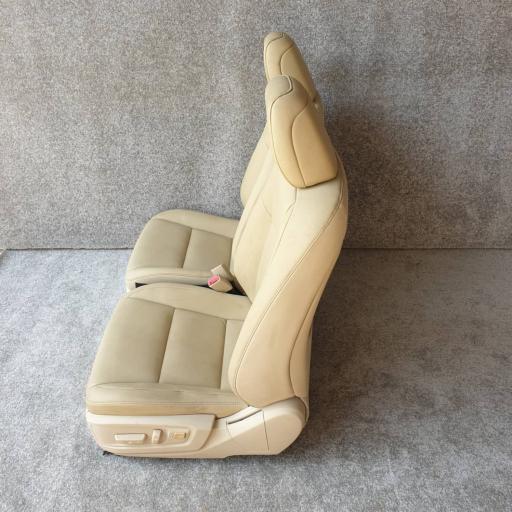 عکس اتوکلینیک کلاسیک