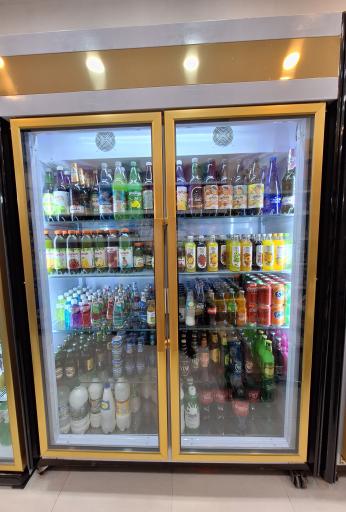 هایپر مارکت داکو