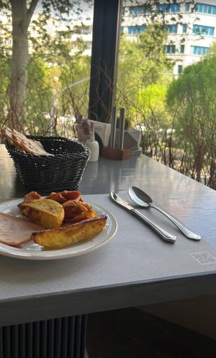 هتل اسپیناس