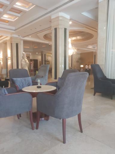 عکس هتل اسپیناس