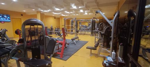 عکس هتل اسپیناس