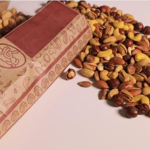 عکس عسل و خشکبار پوکال