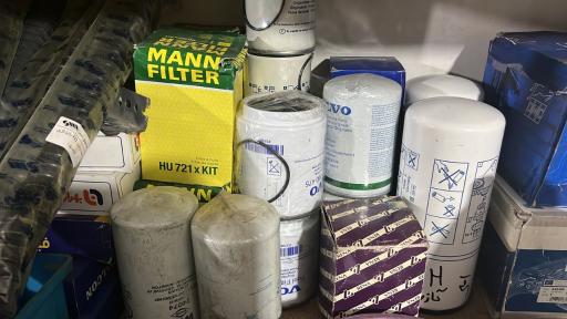 عکس فروشگاه لوازم یدکی خودرو اطلس