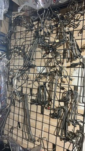 عکس فروشگاه لوازم یدکی خودرو اطلس