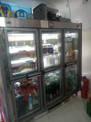 عکس لبنیات تاج 