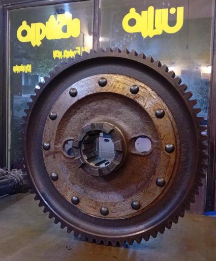 عکس فروشگاه لوازم یدکی تراکتور و روتیواتور فرزین