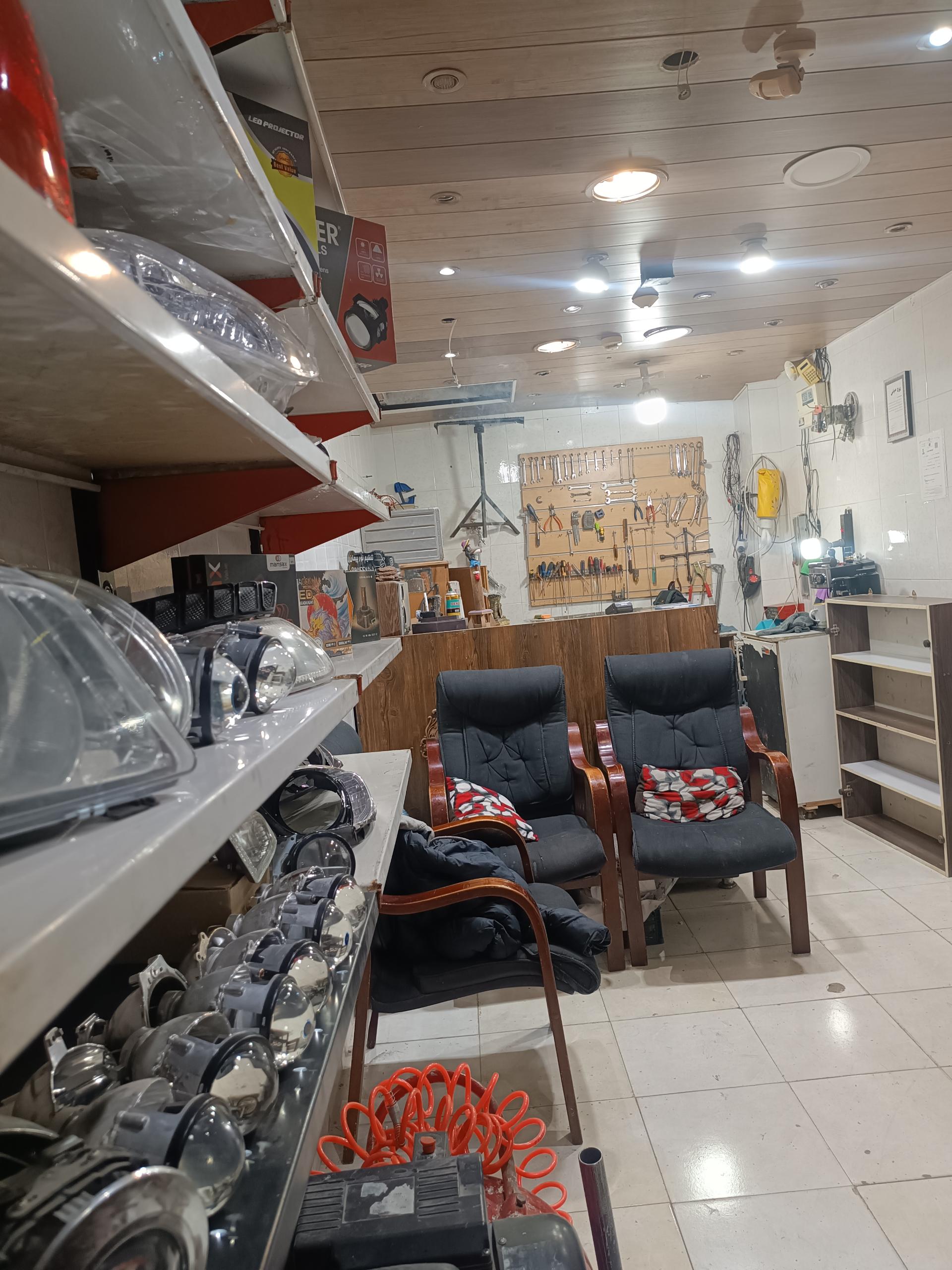 عکس تنظیم نور پیمان