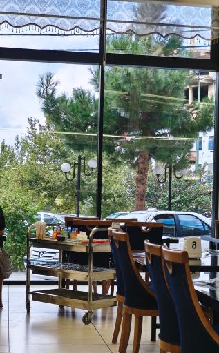 عکس رستوران مولوی