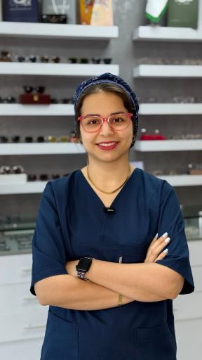 عکس بینایی سنجی و موسسه عینک روشنا