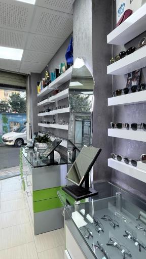 عکس بینایی سنجی و موسسه عینک روشنا