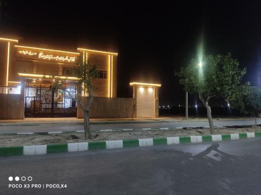 عکس مرکز تهیه ،قطعه بندی و بسته بندی بهنام