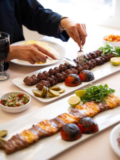 عکس چلوکباب امید