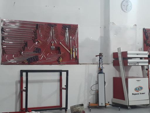 عکس صافکاری بدون رنگ PDR مهندس ابی