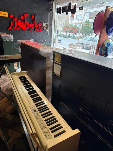 عکس پیانو دلنواز