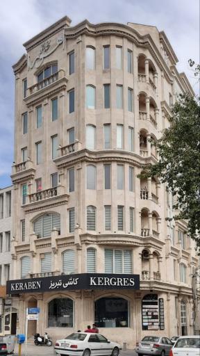 عکس دکتر بهارک سلمانزاده