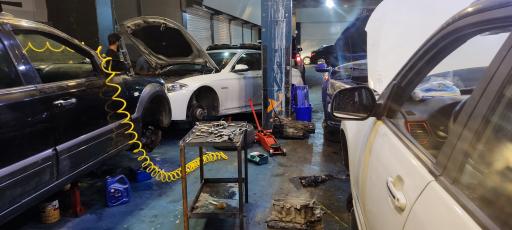 عکس تعمیرگاه شبانه روزی گیربکس لند 