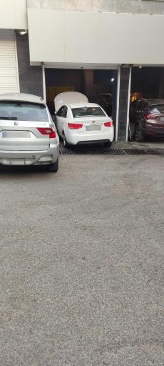 عکس تعمیرگاه شبانه روزی گیربکس لند 