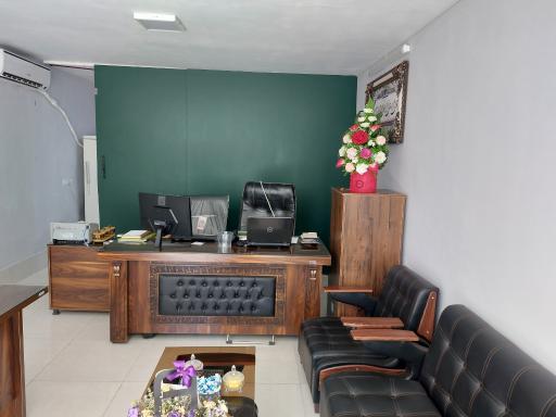 عکس دپارتمان تخصصی ملک اشرافی 