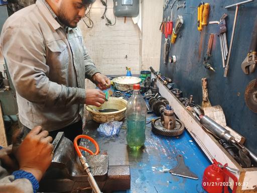 عکس مکانیکی و جلوبندی فرزاد