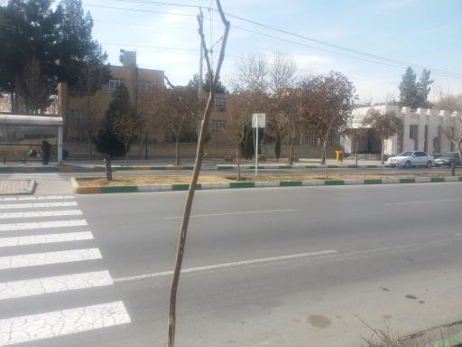 عکس ایستگاه اتوبوس میدان شهید کاوه
