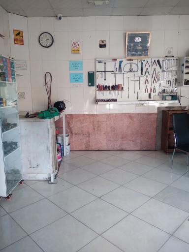 عکس کلینیک تخصصی برق اتومبیل چنارانی