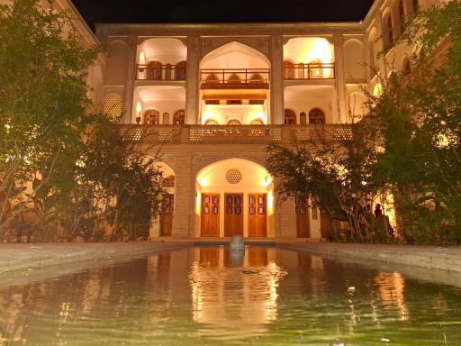عکس بوتیک هتل خانه لاجوردی