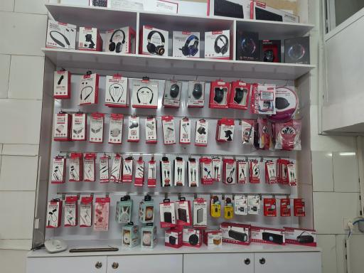 عکس کافی‌نت و خدمات کامپیوتری آفر نت