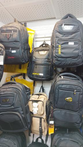 عکس فروشگاه کیف فال محسن ملکشاه