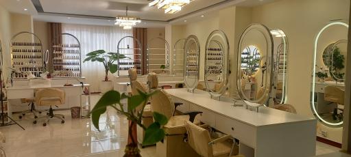 عروس سرای گیس آرا