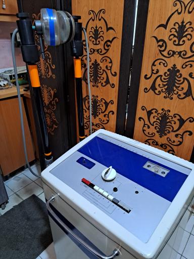 عکس فیزیوتراپی و لیزردرمانی شرفخانی