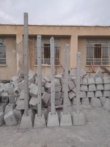 عکس کارگاه پایه فنس بتنی