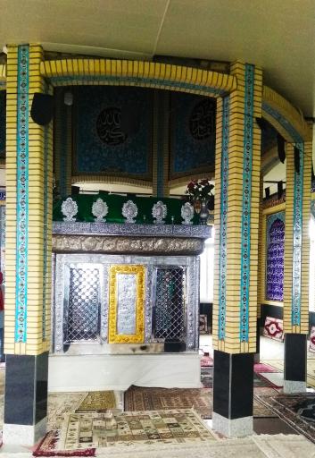 عکس امامزاده شاهرضا لایی