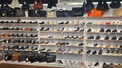 عکس نیلا چرم