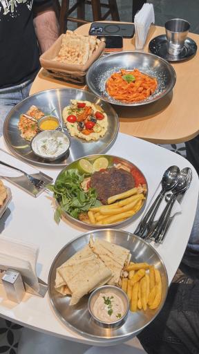 عکس کافه باماها