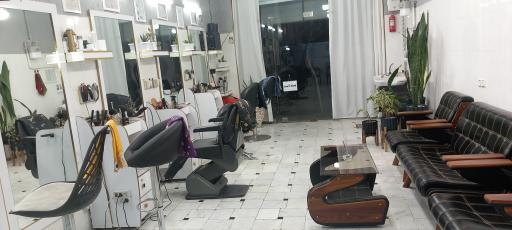 عکس آرایشگاه برنا،حسین حاتمی