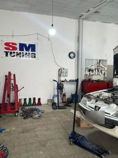 عکس تعمیرگاه SM